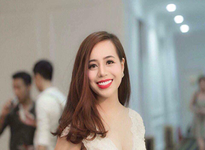 Ngất ngây trước nhan sắc quyến rũ của hot Tiktok có lượng theo dõi khủng nhất Việt Nam